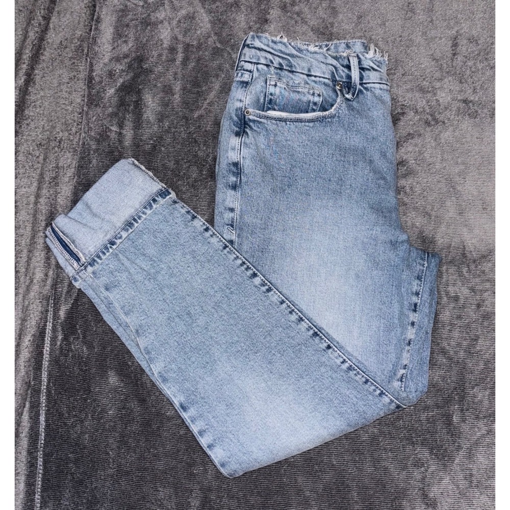 Good American Mid-Rise Weekender Slim Straight Light Wash Jeans 8/29 Raw Waist